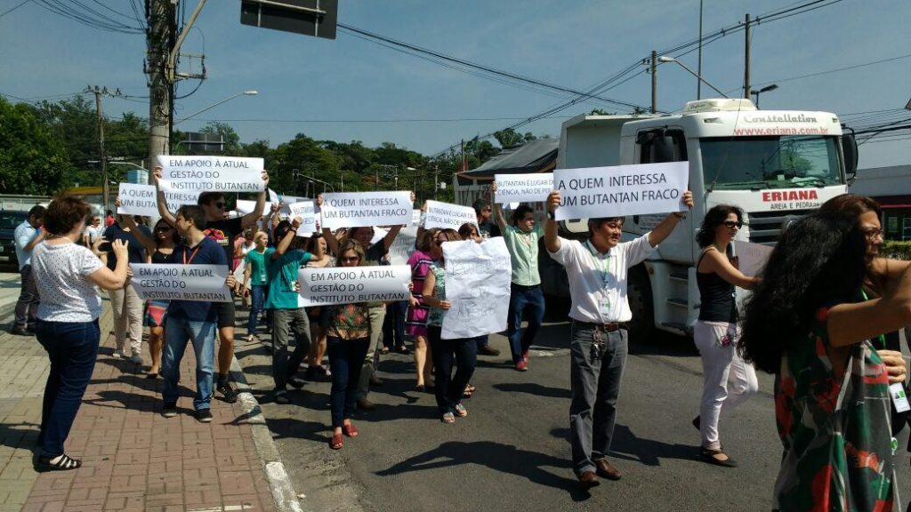 Manifestação de apoio a Jorge Kalil na Avenida Vital Brasil. Foto: Divulgação